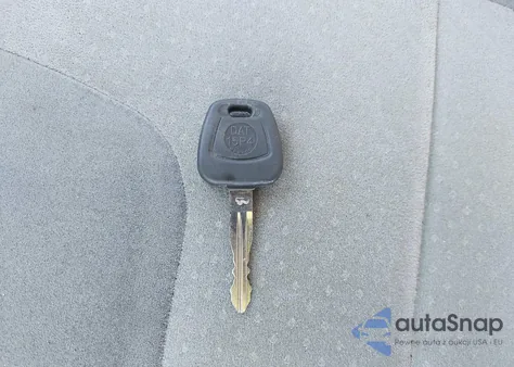 2009 Nissan Sentra 2.0 z USA, uszkodzony, nr VIN 3N1AB61E79L610430